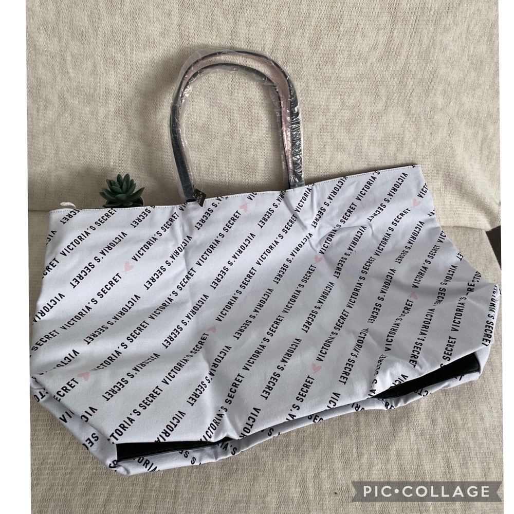 ❤️SALE❤️✨🆕✨Brand New Victoria’s Secret Large Tote Bag